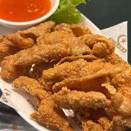 หนังไก่กรอบ