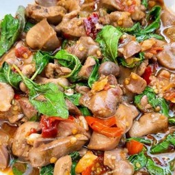 กับข้าวไก่ผัดกระเพรา