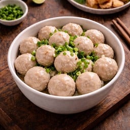 ก๋วยเตี๋ยวชาละวัน