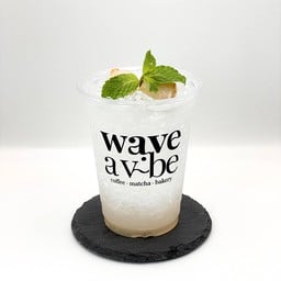 ลิ้นจี่โซดา (Lychee Sparkling Soda)