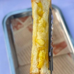 กินปังกัญจน์