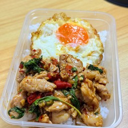 กับข้าว (กะเพราหมูชิ้น)