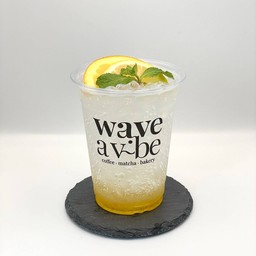 ส้มยูซุโซดา (Yuzu Sparkling Soda)