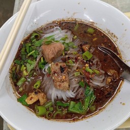 ก๋วยเตี๋ยวเรือ(ลูกศิษย์)เซฟเล็ก อร่อยไม่ตัองปรุง