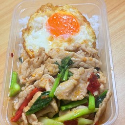 ข้าวคะน้าหมูชิ้น อู๊ดๆๆๆ