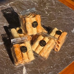ทองม้วนกรอบ