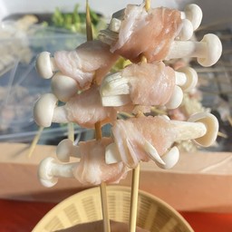 หมูพันเห็ดขาว