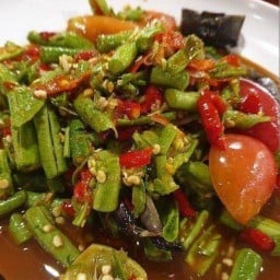 ส้มตำ อาหารตามสั่งอรัญ ส้มตำอรัญคาร์แคร2