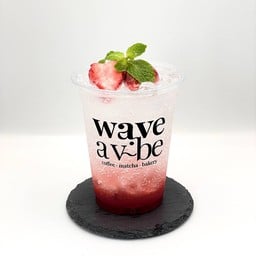 สตรอว์เบอร์รีโซดา (Strawberry Sparkling Soda)