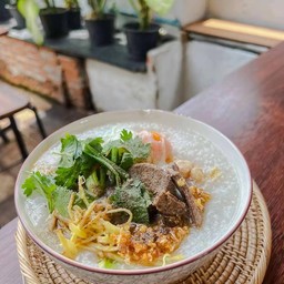 โจ๊ก หมูสับ ไก่ฉีก ตับหมู ไข่ออนเซ็น