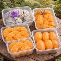 ผลไม้ลอยแก้วบ้านทนาย