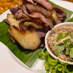 เสือร้องไห้