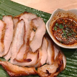 หมูปิ้งหมาไล่