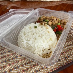 ดาษดา กะเพราไข่ข้น & อาหารใต้ย้านพ่อ (สายไหม)