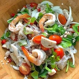 ล้านเส้นขนมจีน ถนนคนเดินสาย4ซอย3