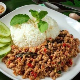 ข้าวกะเพราหมูสับ