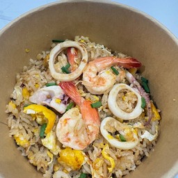 ข้าวผัดทะเล