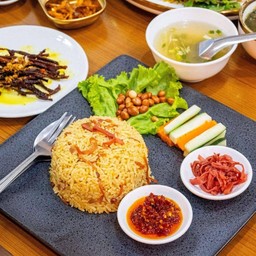 Sour Banana Pickles Rice Salad
