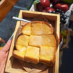 กู๊ดลัค คาเฟ่