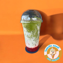 สตอเบอรี่มัทฉะลาเต้