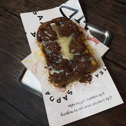 Toast ขนมปังปิ้งโอวัลตินนม