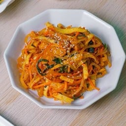 สไปซี่จับแช Spicy Japchae