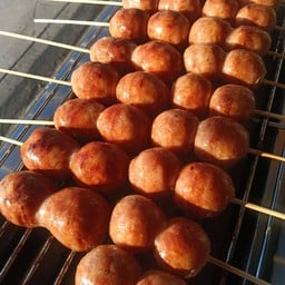 ไส้กรอกอีสานเจ๊ทัด