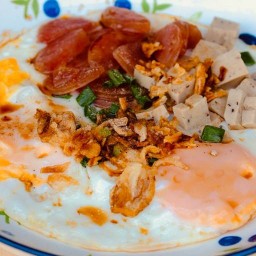 Tik Grill 🔥 ลูกชิ้นปิ้ง น้ำจิ้มโบราณ