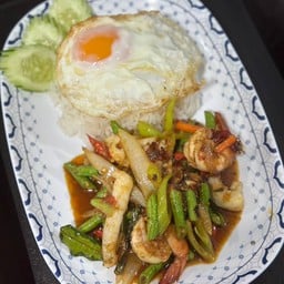 อาหารตามสั่ง by เฮ้ยเตี๋ยวป่ะ