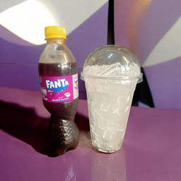 แฟนต้าองุ่น