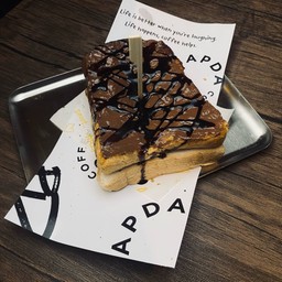 Toast ขนมปังปิ้งช็อกโกแลต