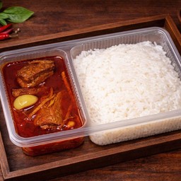 ฮังเลลาวาอร่อยเหาะ พร้อมข้าวหอมมะลิ 100%