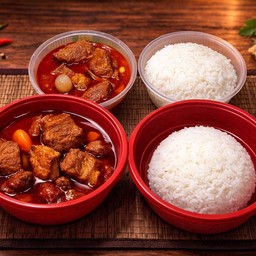 [อร่อยซ่ากับโค้ก] ฮังเลลาวา ครอบครัวสุขสรรค์ 500 กรัมและ 200 กรัม พร้อมข้าวหอมมะลิ 2 ที่ Premium +  โค้ก ไม่มีน้ำตาล (กระป๋อง)