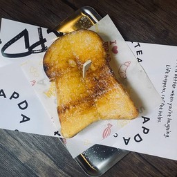 Toast ขนมปังปิ้งเนยนม