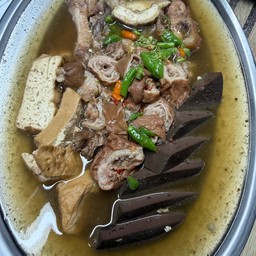 พะโล้รวมซุปเปอร์