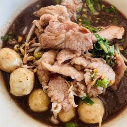 ก๋วยเตี๋ยวหมูสด