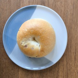 Cranberry Creamcheese Bagel