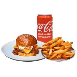 Chili Cheese Burger + French Fries + Drinks
