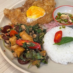 ข้่าวกะเพรา 3 หมู