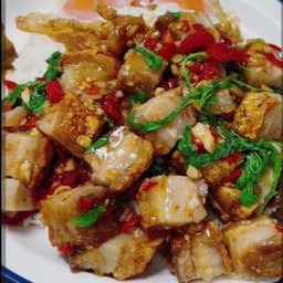หมูกรอบลุงหนวด