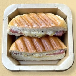 พานีนี่ ทรัฟเฟิลมาโย แฮมชีส - แซนวิชหนีบ