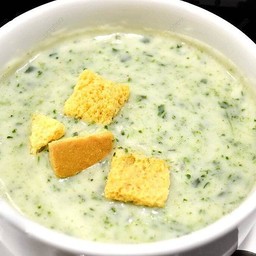 ซุปผักโขม (Spinach Soup)