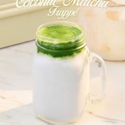 น้ำมะพร้าวมัทฉะปั่น