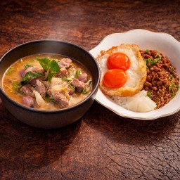 แกงรัญจวน และ แสร้งว่ากะเพรา (ไข่เป็ดแฝดดาว)