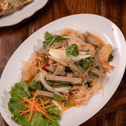 ยำหมูยอ