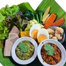 ชุดหนุ่มอ่อง