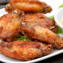 ปีกไก่ทอดน้ำปลา