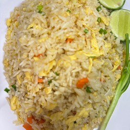 ข้าวผัดหมู ( ใหญ่ )