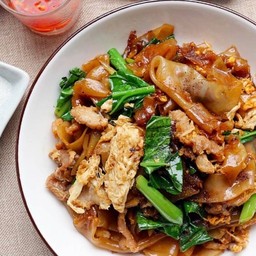 ผัดซีอิ๊ว หมู