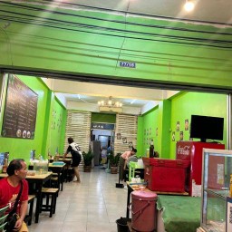 ครัวอุ้มทรัพย์ อาหารตามสั่ง บุญนคร